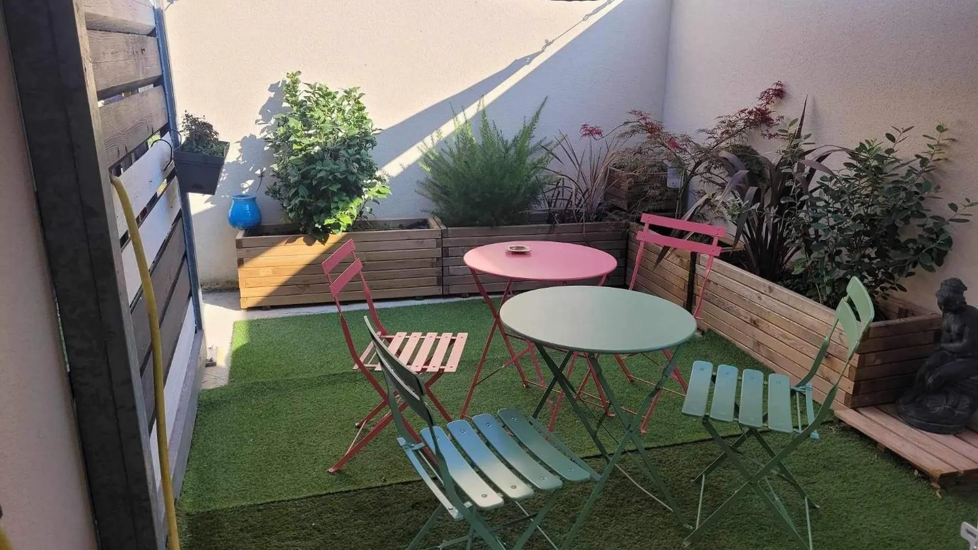 Espace Privee Une Chambre ,Salle Bain Toilettes Chez L Habitants Valence  Homestay
